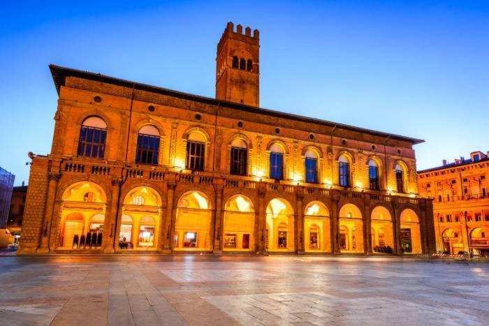 Four Rooms Bologna Exterior photo